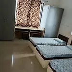The Comfort Zone Hotel