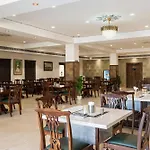 Hotel The Royal Courtyard
