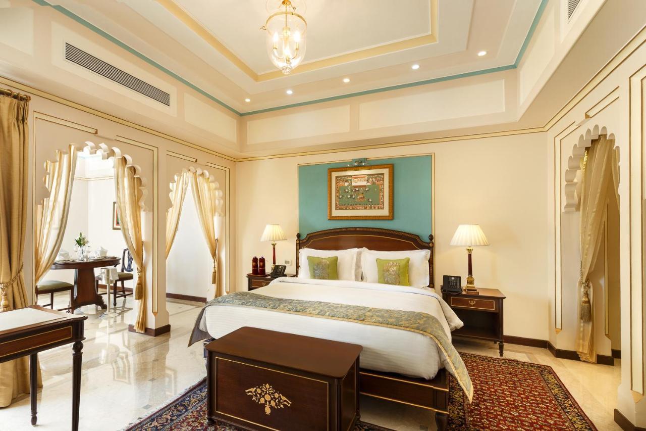 Taj Fateh Prakash Palace