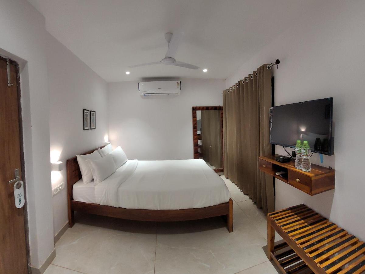 Aura Gold * Udaipur