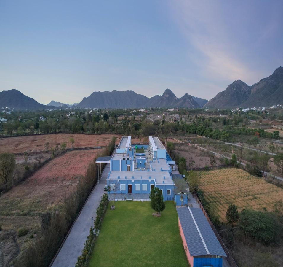 Red Tullip Md Valley And Resort Udaipur