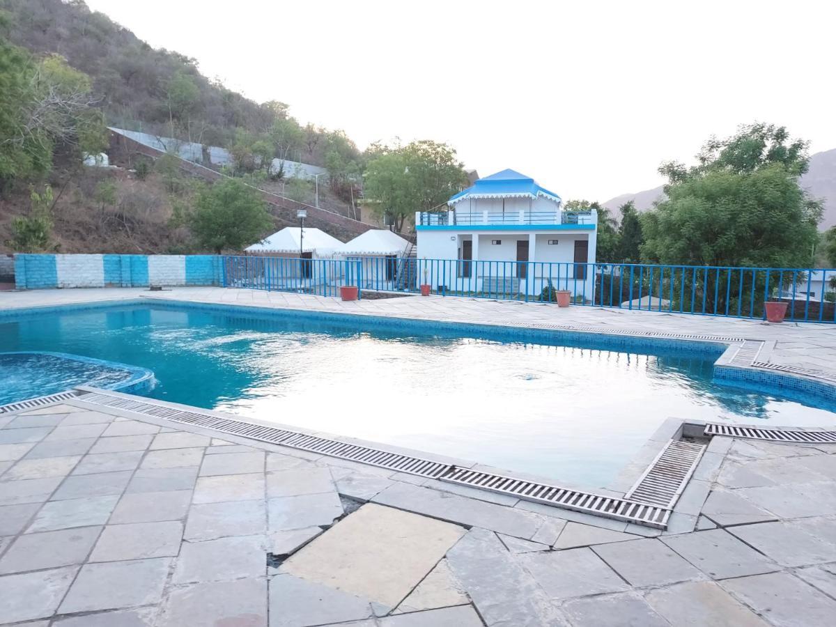 Hill View By Rudrakshi * Udaipur