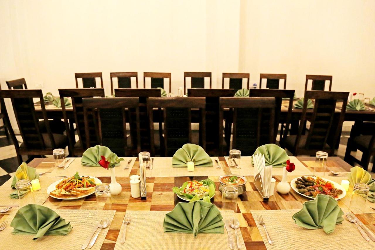 Hotel Atulya Niwas 3*