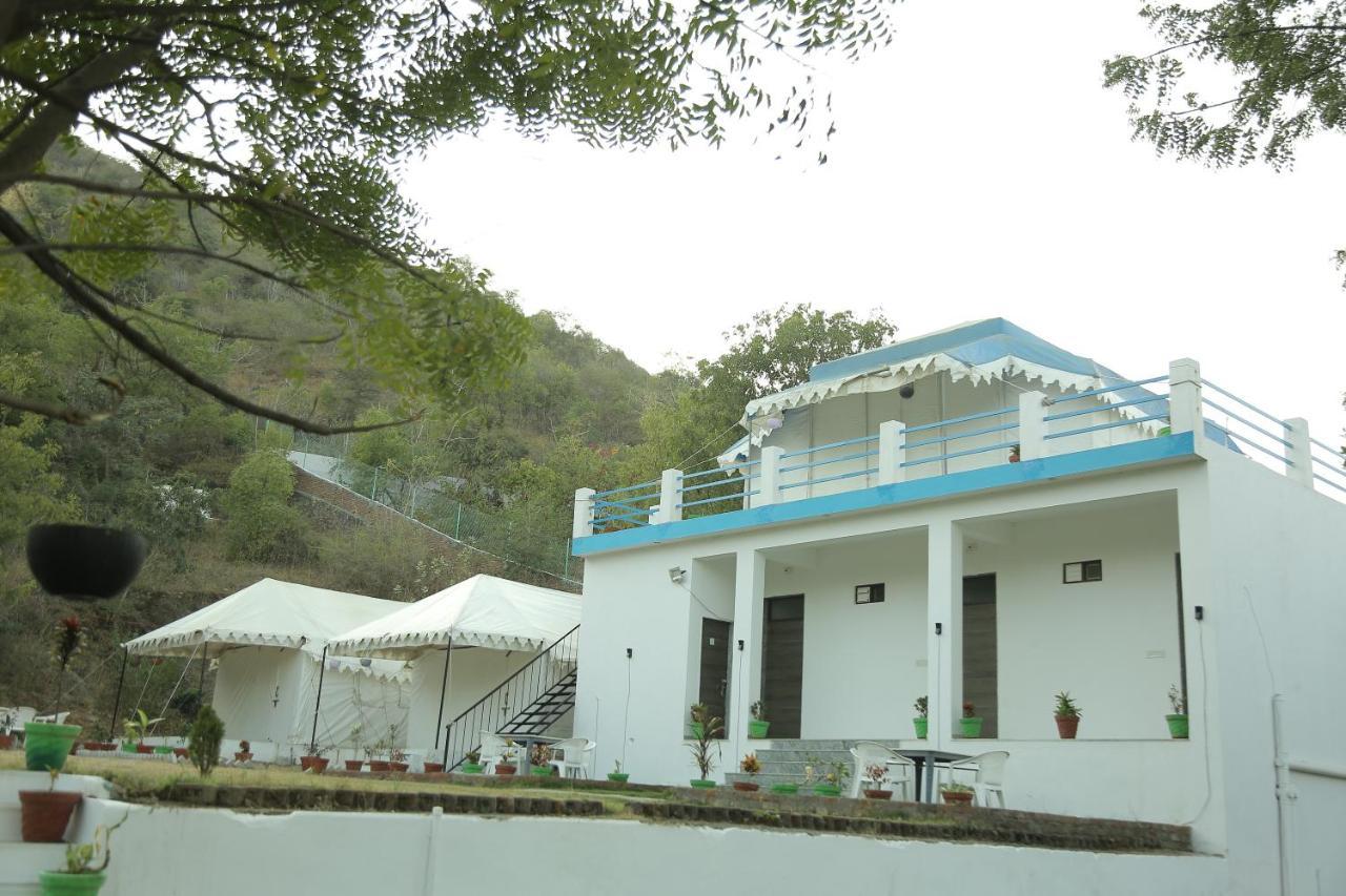 Hill View By Rudrakshi * Udaipur