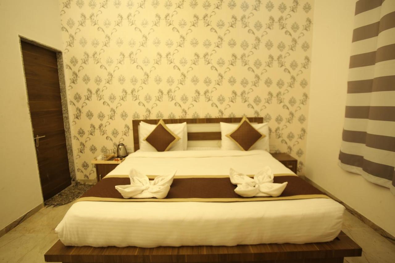 Hill View By Rudrakshi Luxury tent *