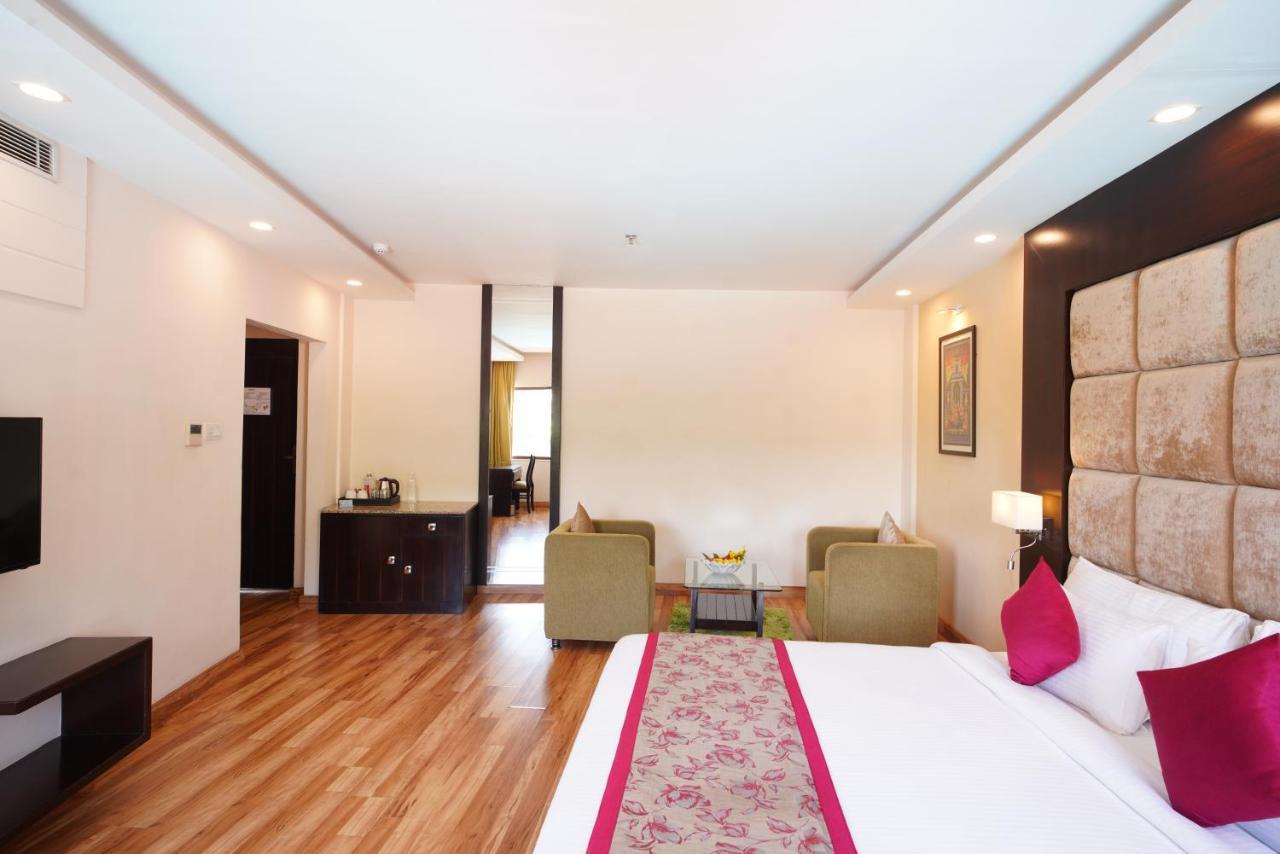 Spectrum & 4* Udaipur