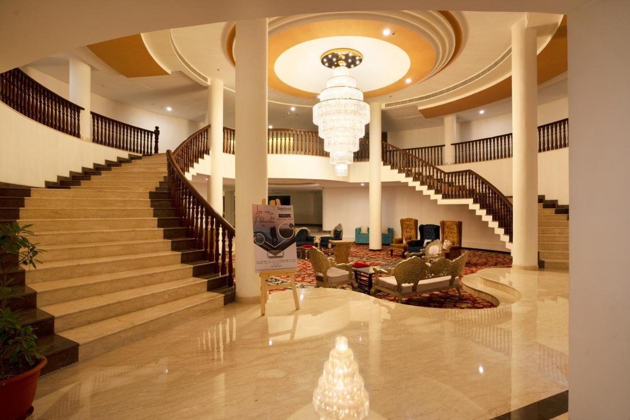 Spectrum & Resort