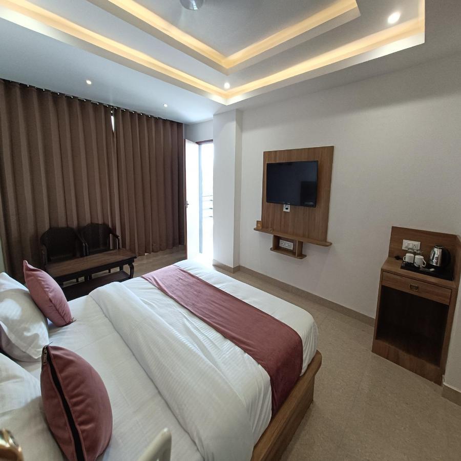Raas Inn, New Hotel 3*