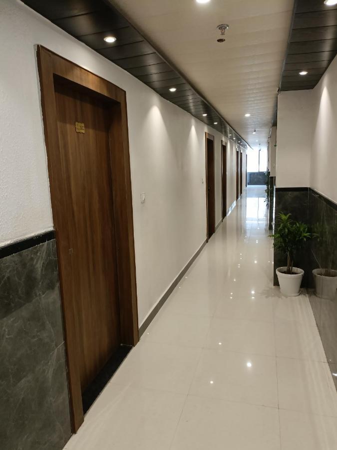 Raas Inn, New 3*