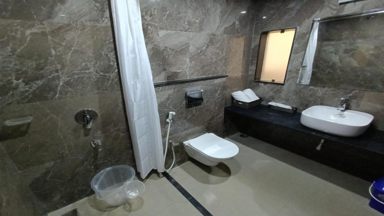 Raas Inn, New Hotel 3*