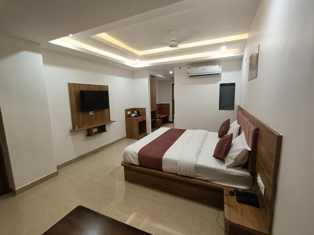 Hotel Raas Inn, New