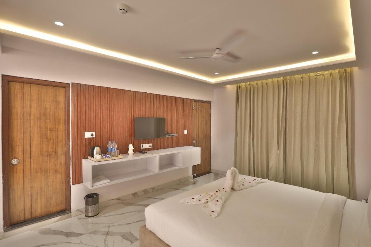 Swarnagarh Nature Retreat & Udaipur
