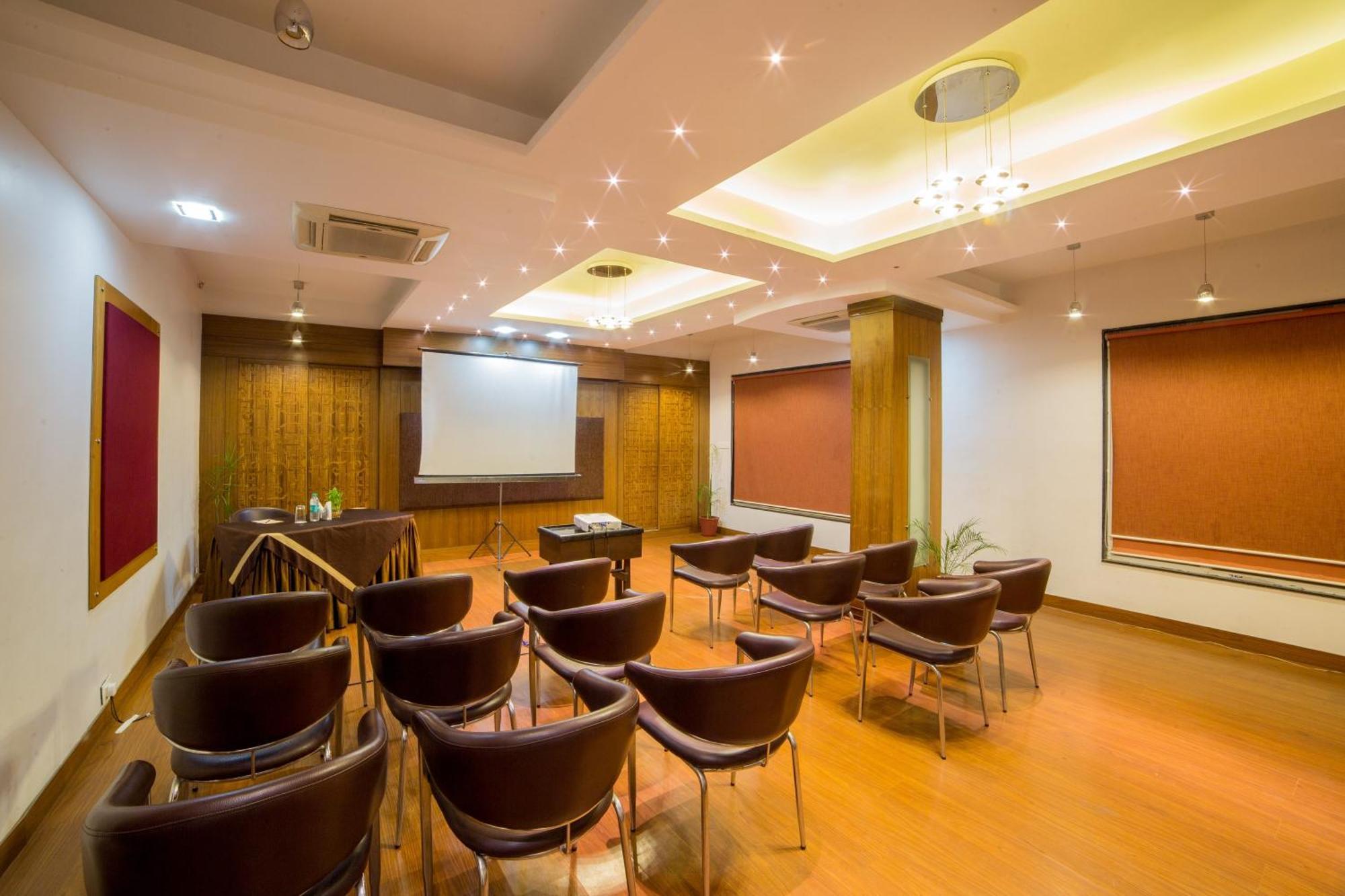 Amantra Comfort Hotel Udaipur
