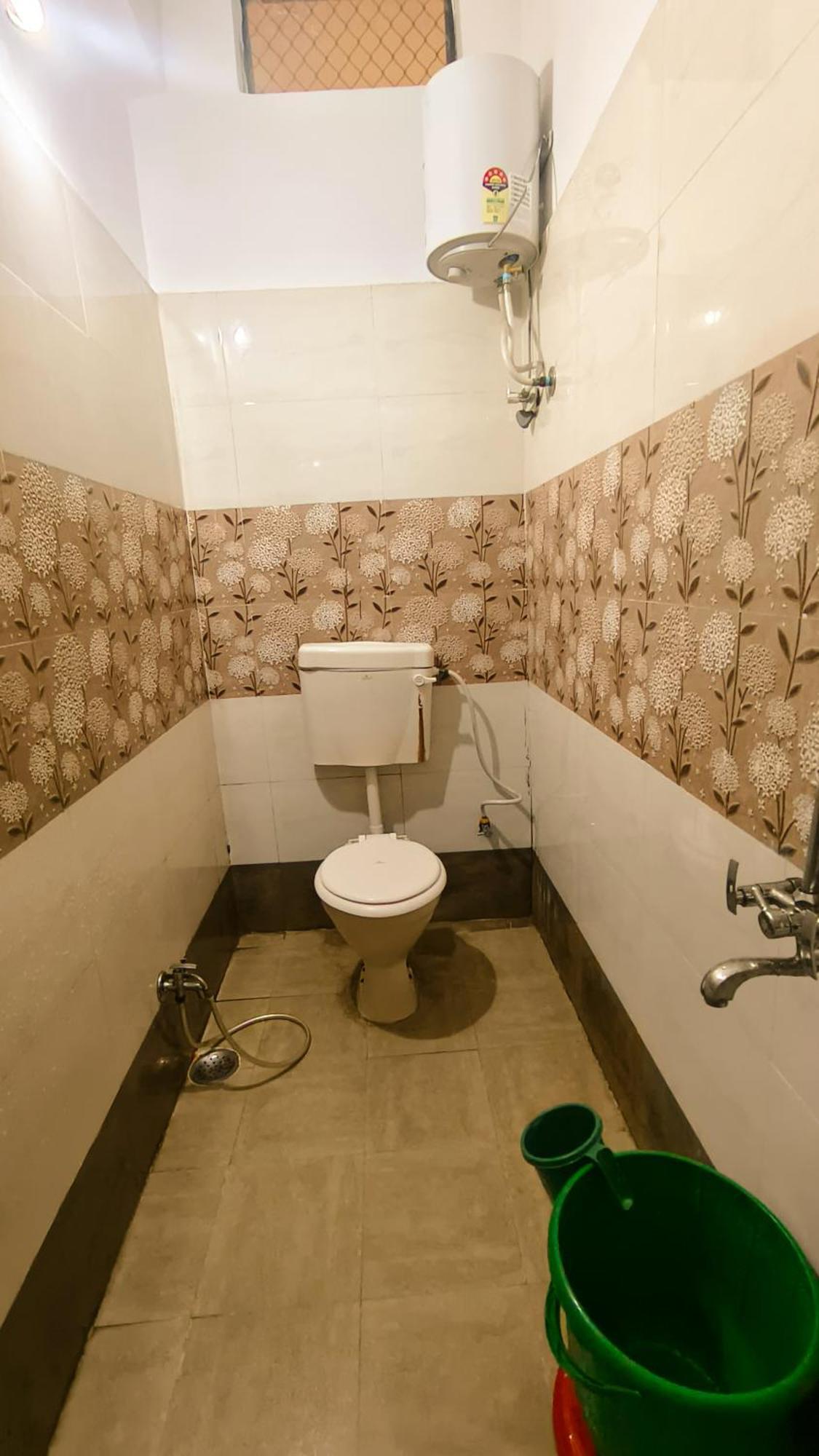 Hotel Holiday Udaipur