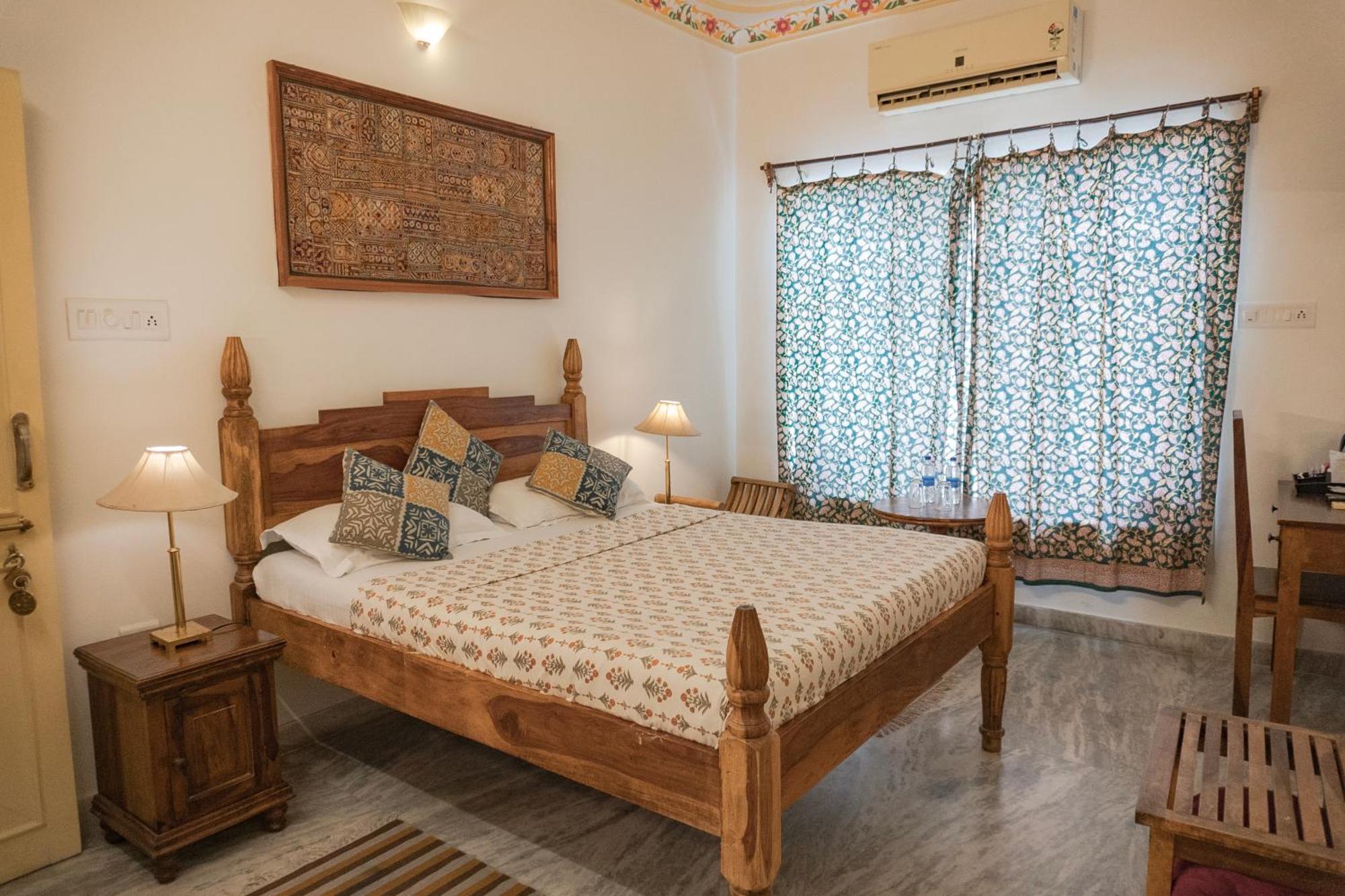 Hotel Pratap Bhawan
