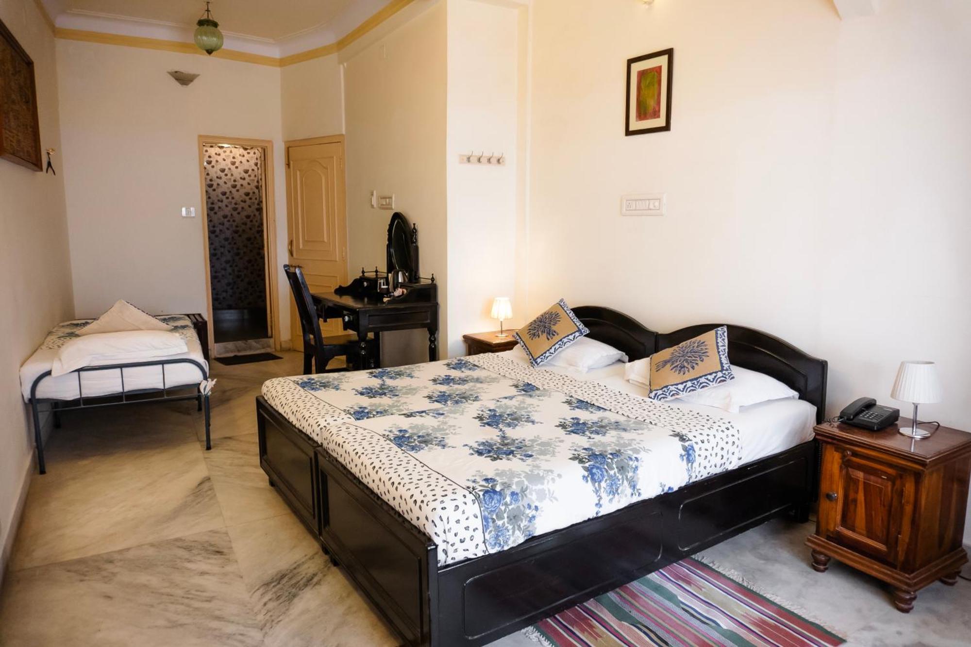 Pratap Bhawan Hotel 3*