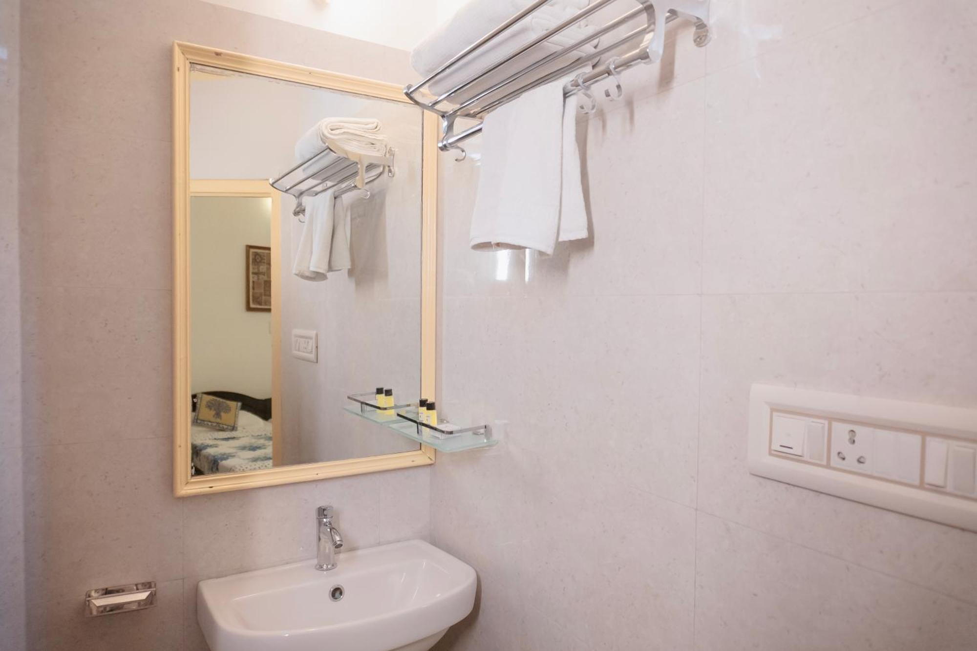 Hotel Pratap Bhawan 3*