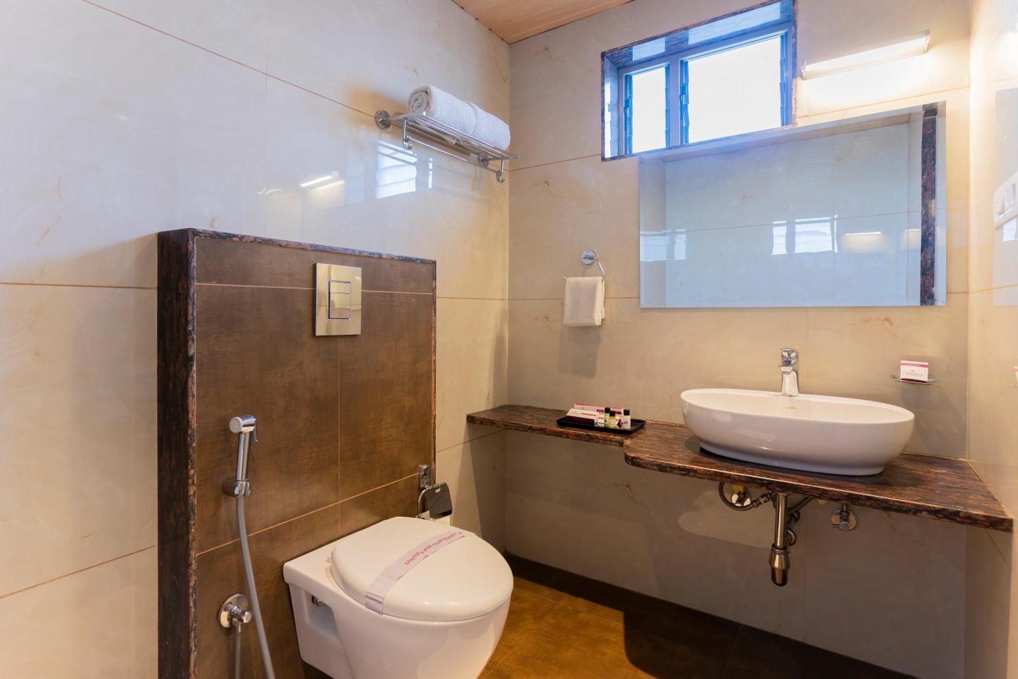 Lilichham Hotel 3*