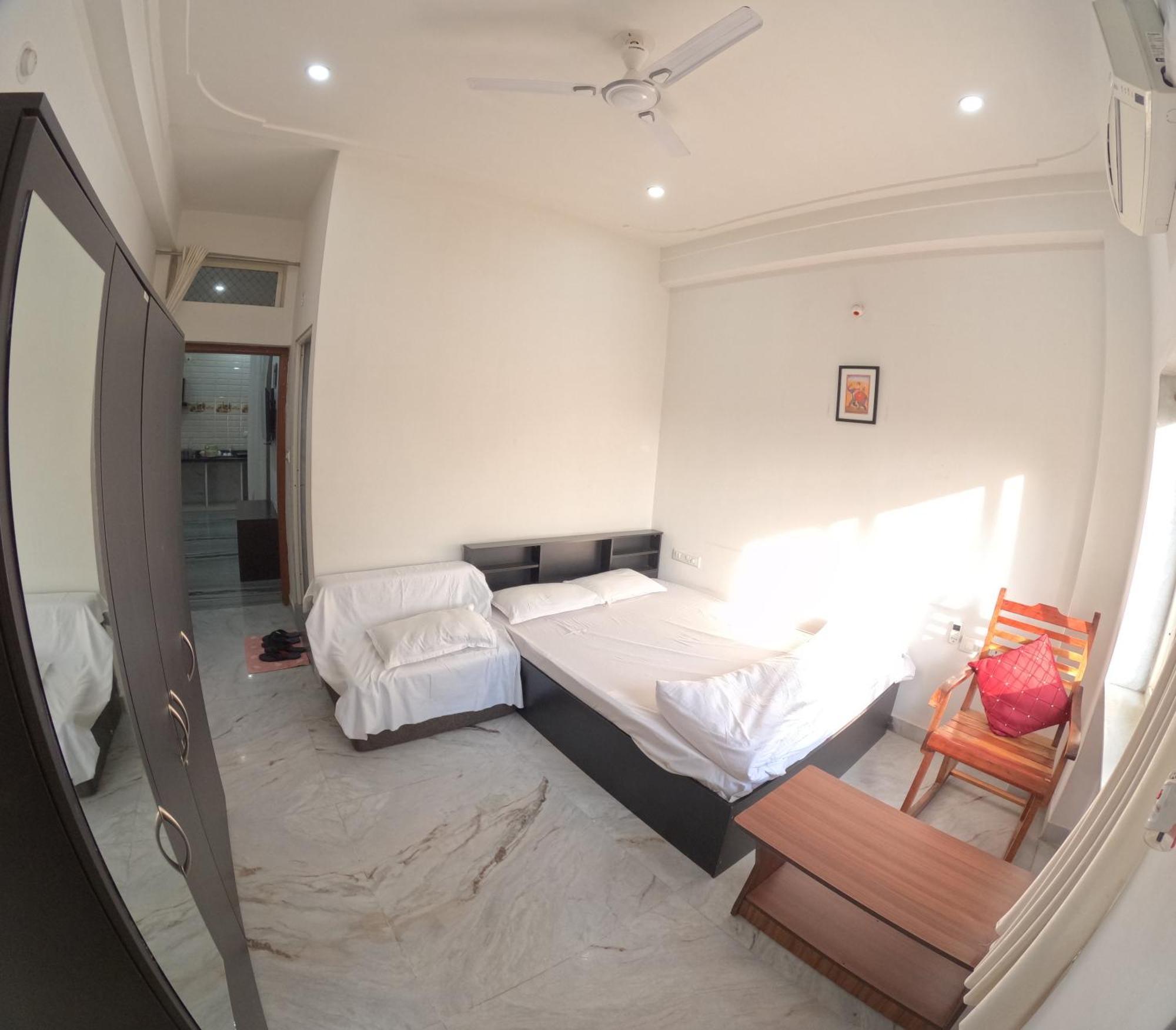 Choudhary White House Apartment *