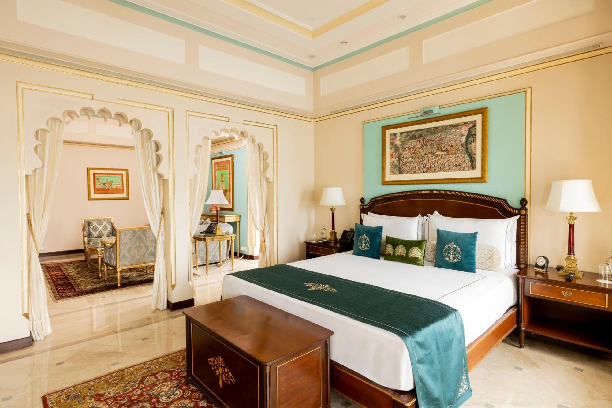 Taj Fateh Prakash Palace