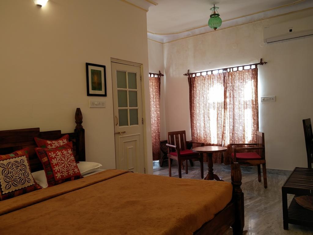 Pratap Bhawan 3*