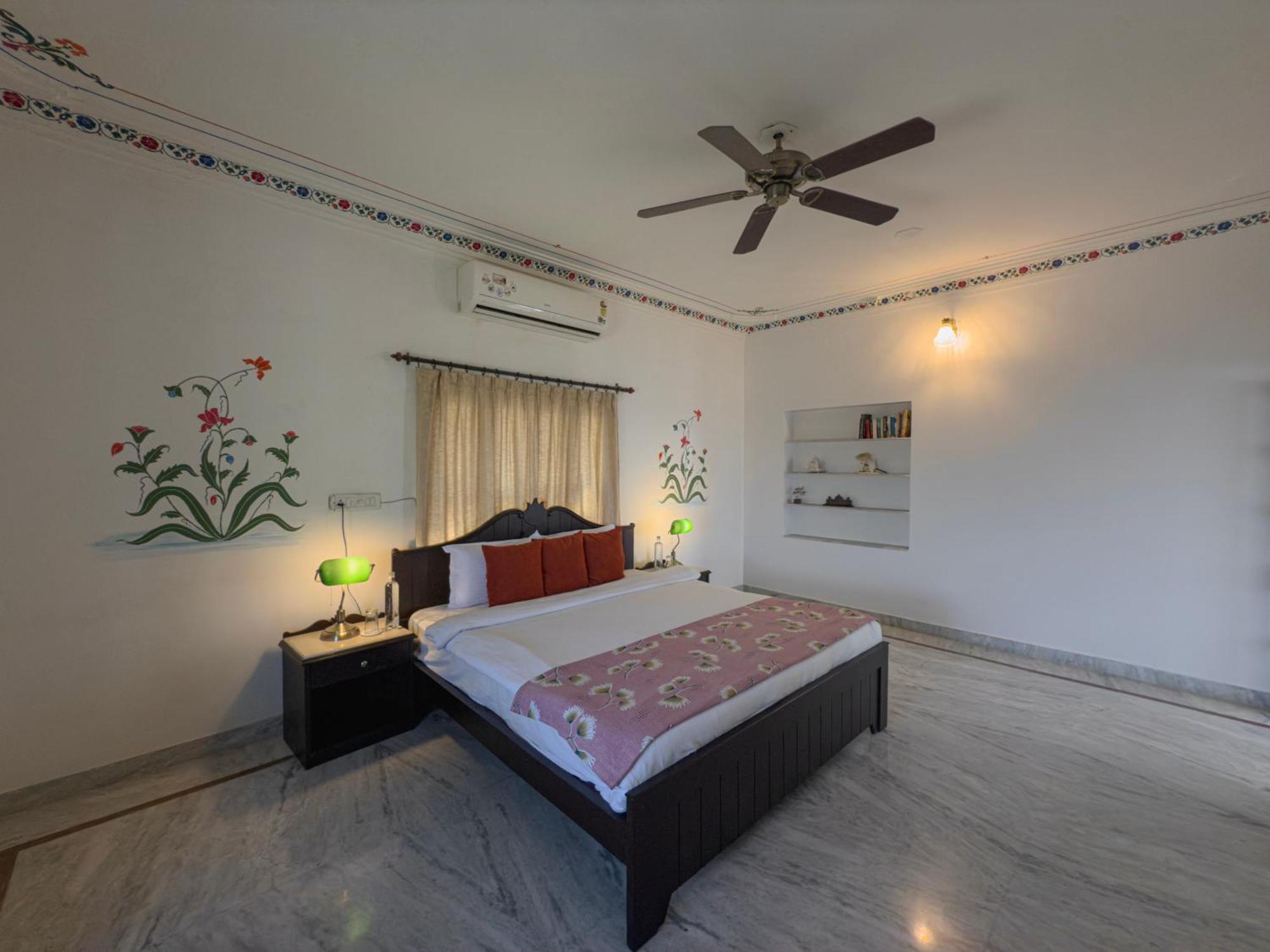 The Vaag - A Luxury Pool In Udaipur
