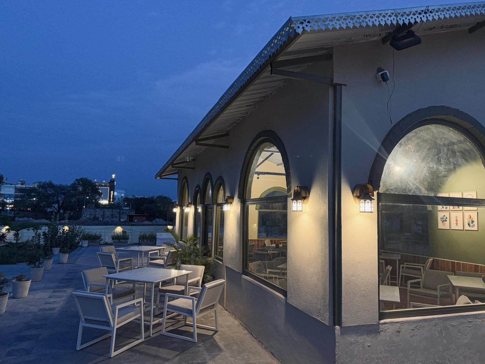 The Vaag - A Luxury Pool In Udaipur