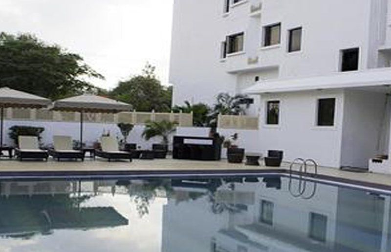 Hotel Golden Tulip Udaipur