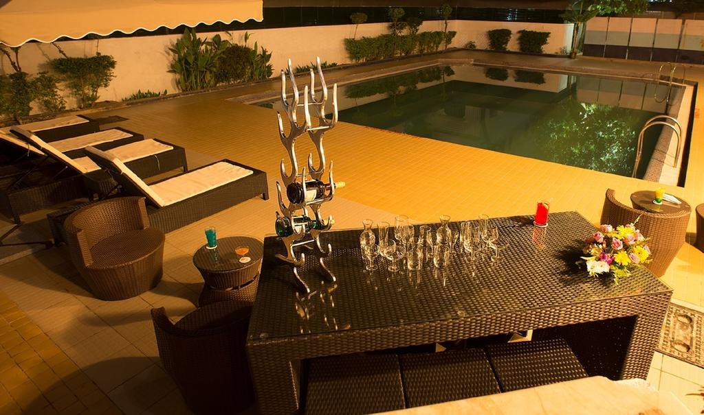 Hotel Golden Tulip Udaipur