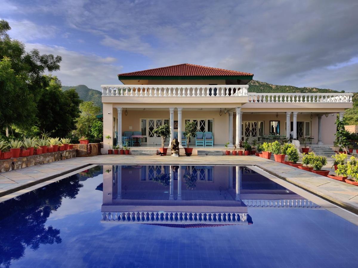 Resort Premkunj