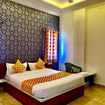 Pravas Residency