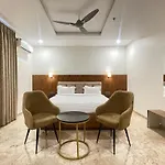 Seasons A Boutique Hotel