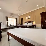 Revaas Lake View Boutique Stay
