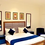 Hotel Sita Royal Lakside Chalet