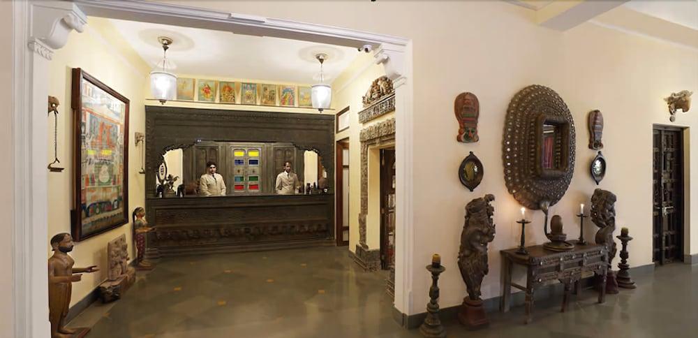 The Royal Retreat & Resort Udaipur