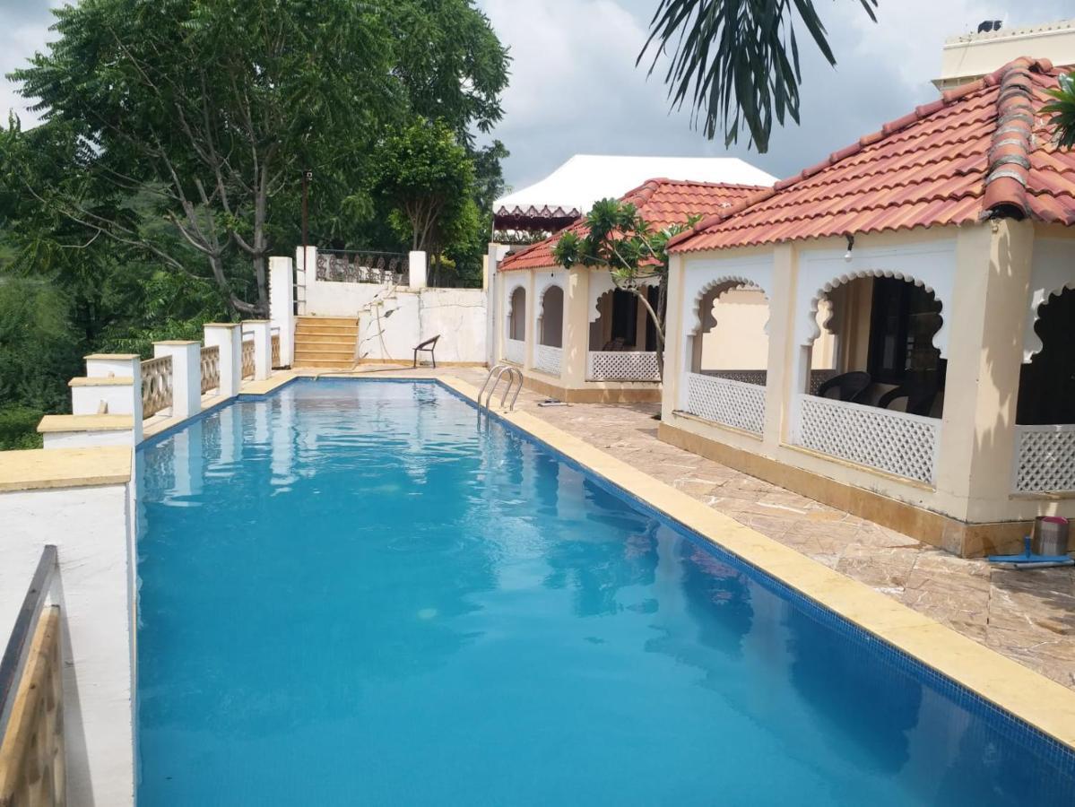 Udai Valley Resort And Spa 4*