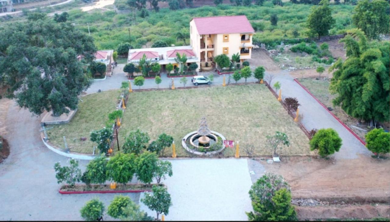 Resort Udai Valley Resort And Spa 4*