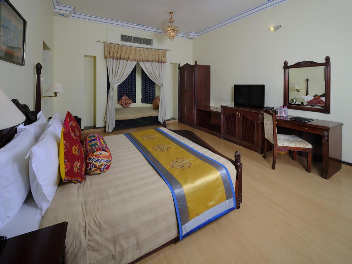 Juesta Rajputana & Convention Centre, 5*