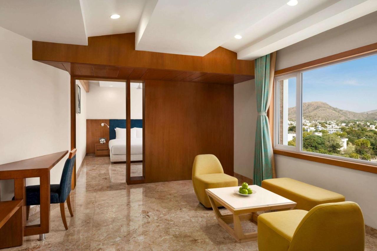 Howard Johnson By Wyndham Roop Nagar Hotel