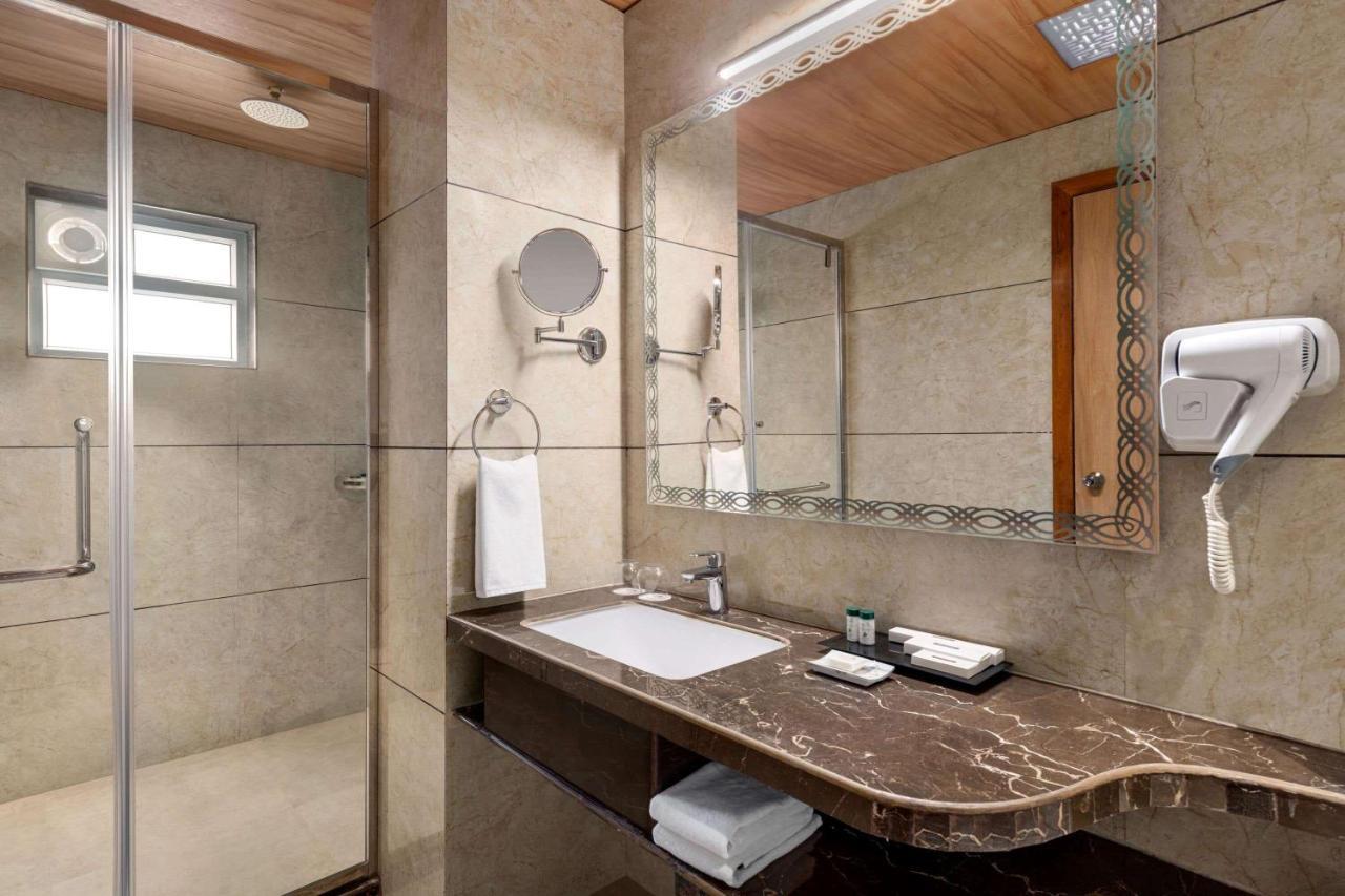 Howard Johnson By Wyndham Roop Nagar 4*
