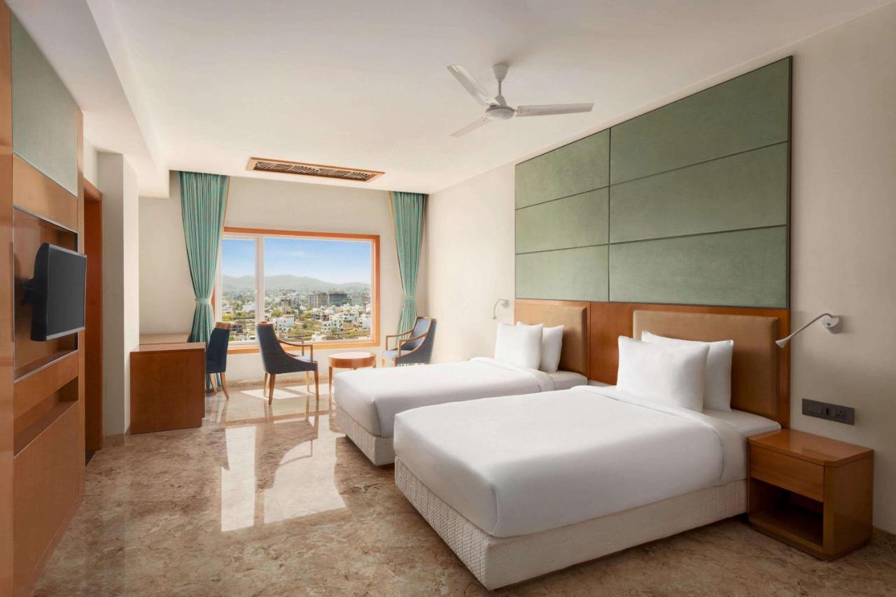 Howard Johnson By Wyndham Roop Nagar Hotel 4*