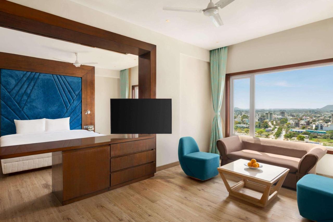 Howard Johnson By Wyndham Roop Nagar Hotel
