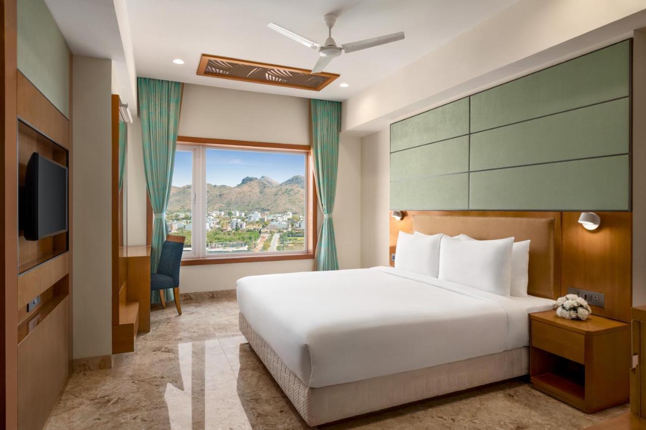 Howard Johnson By Wyndham Roop Nagar