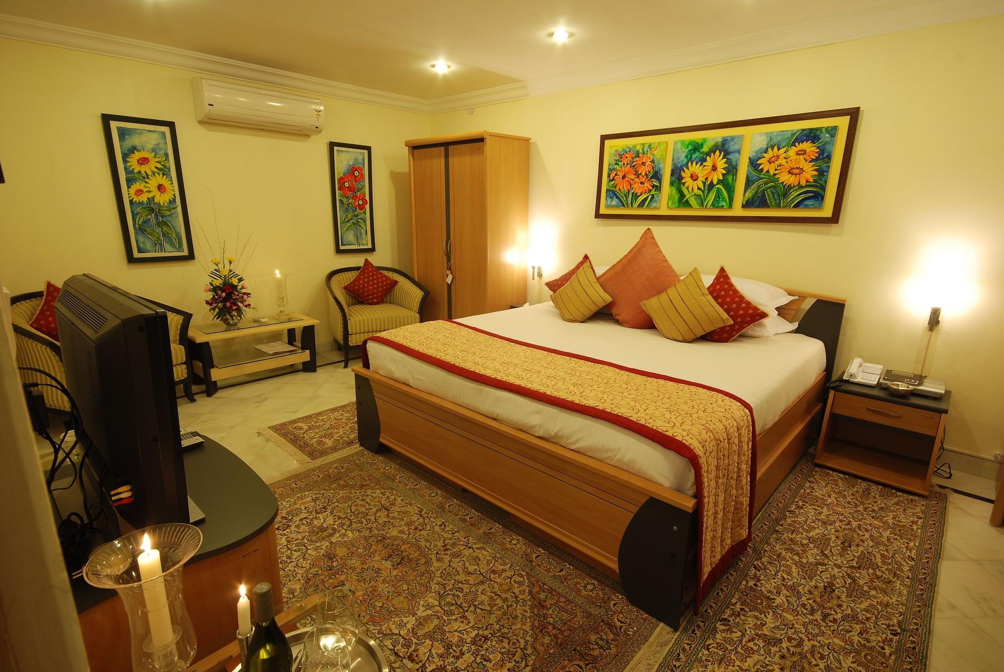 Jagmandir Island Palace - Grand Heritage Hotel Udaipur