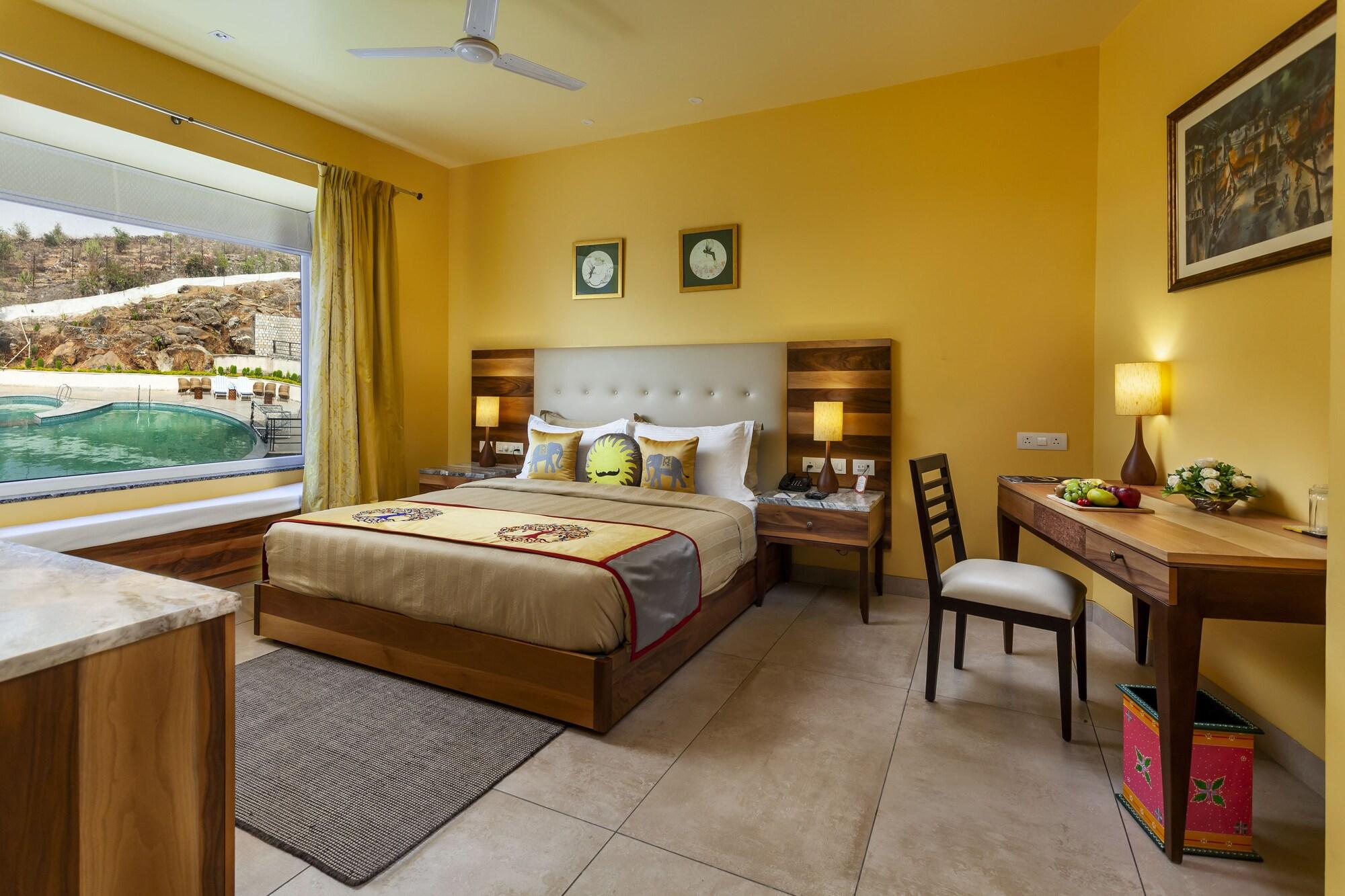 Juesta Sajjangarh & Spa, 5*
