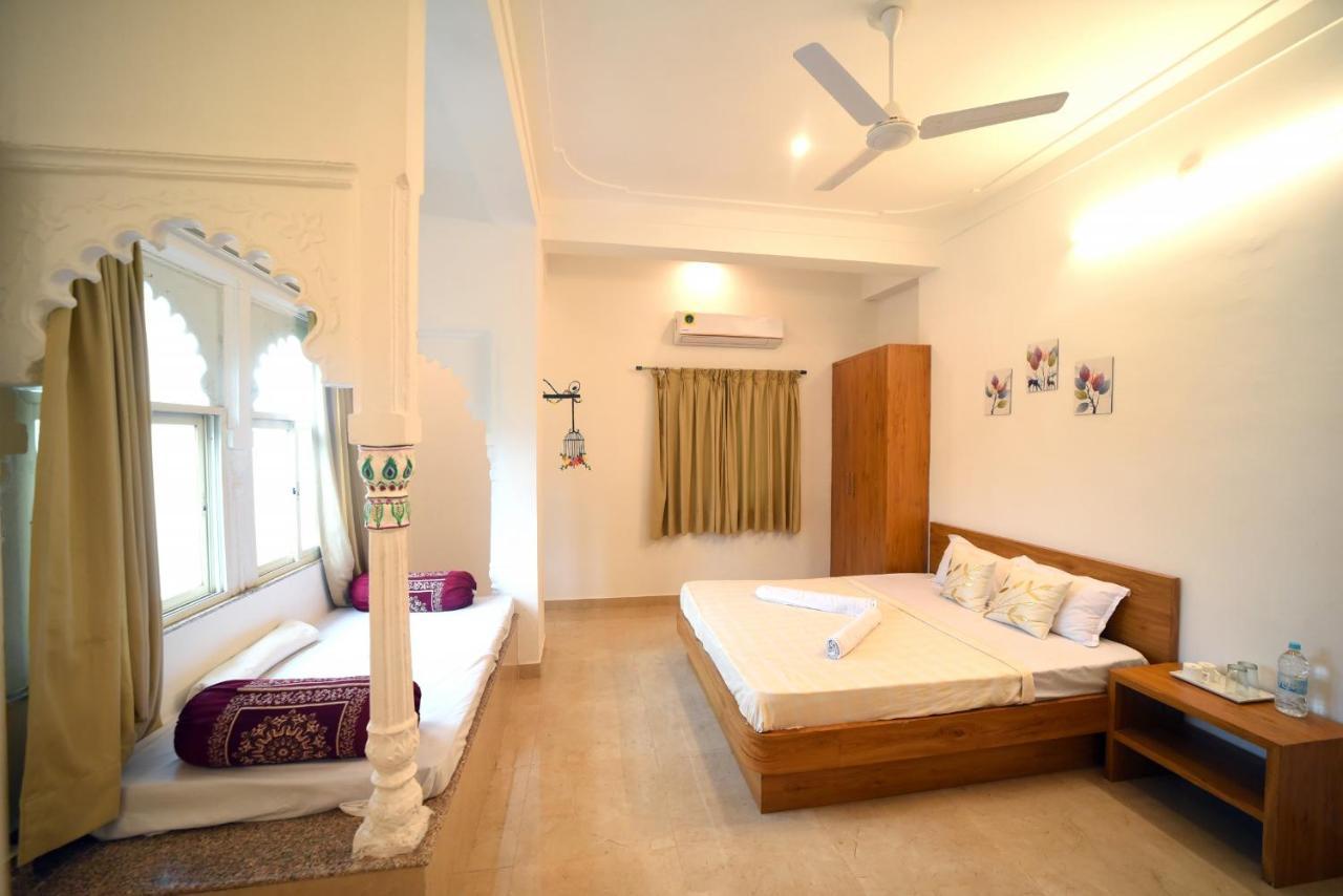 Royal Heritage Haveli Resort *
