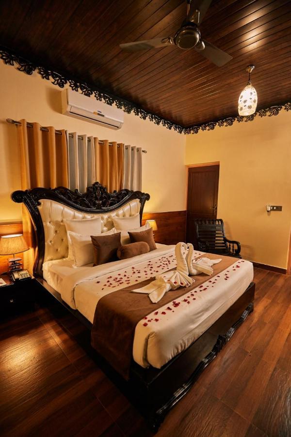 Vijaygarh & Cottages With Pool Udaipur