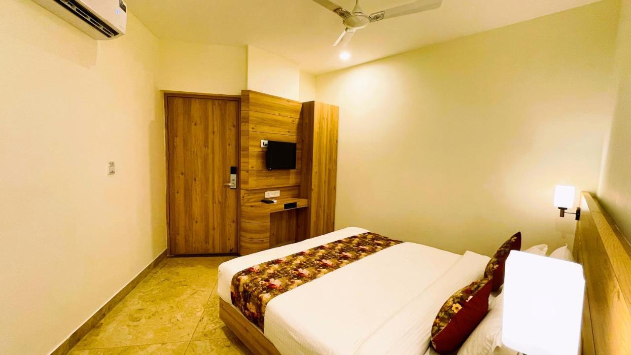 Hotel Amantran - Of Lakes