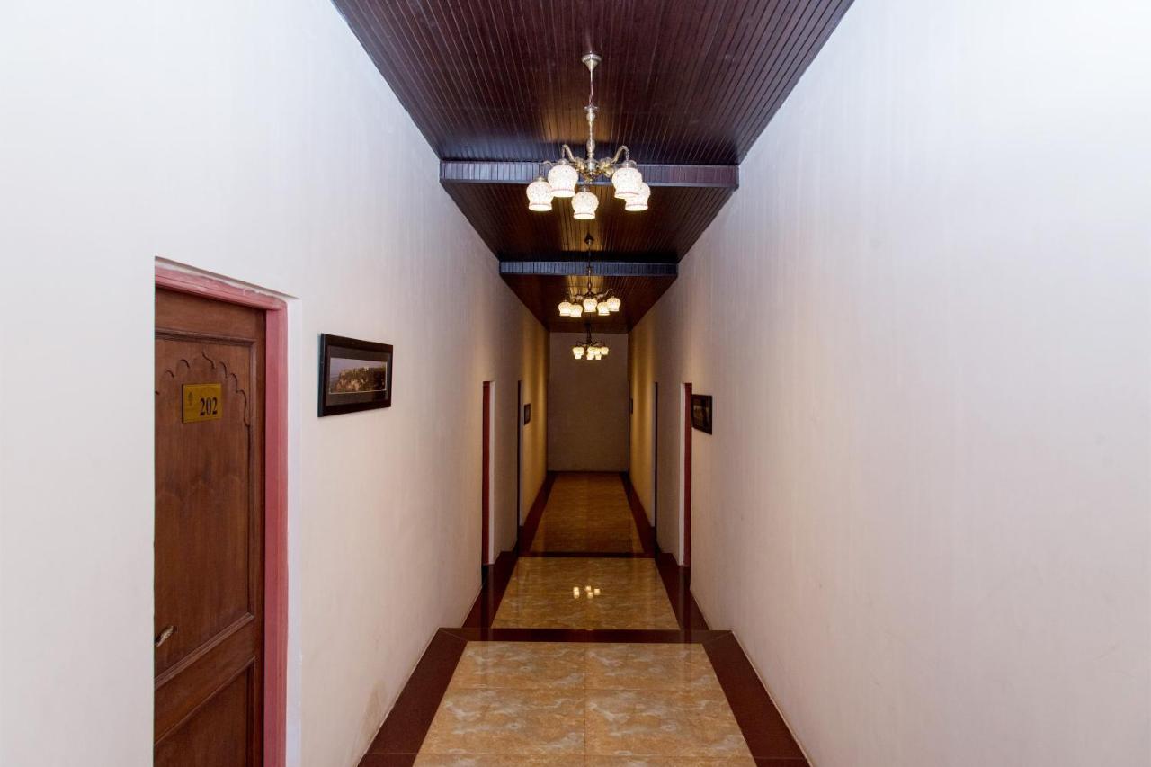 Resort Vijaygarh & Cottages With Pool *