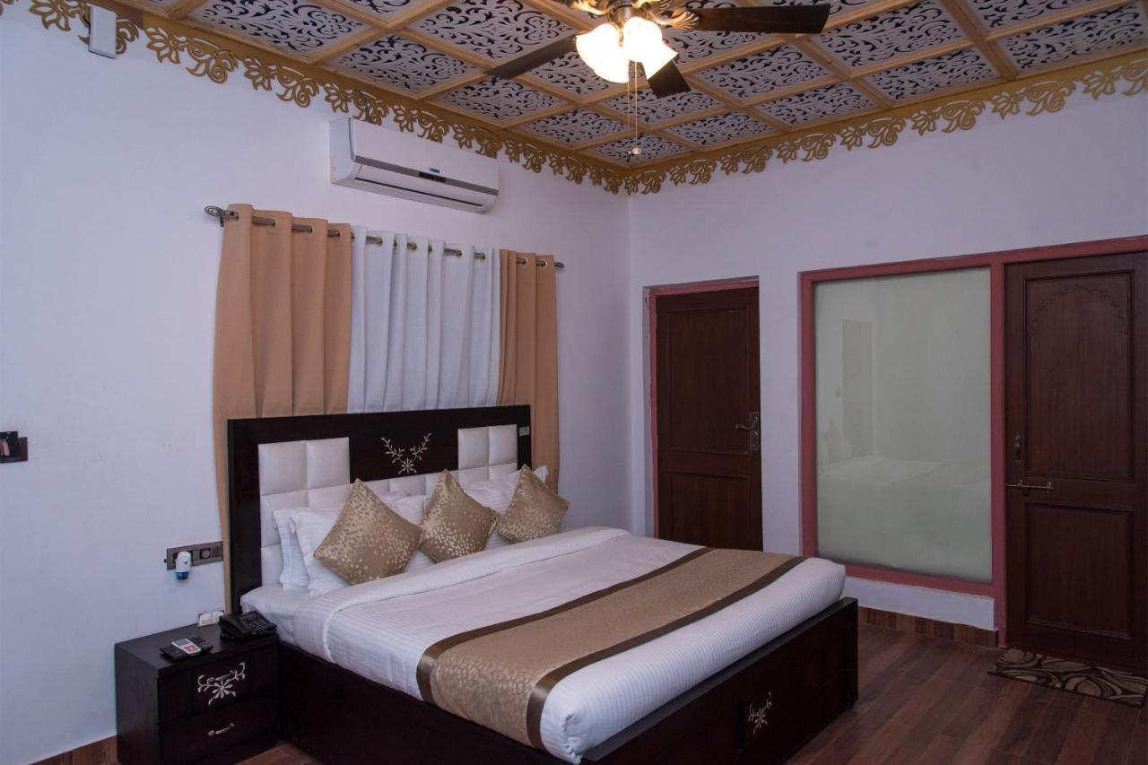 Resort Vijaygarh & Cottages With Pool *